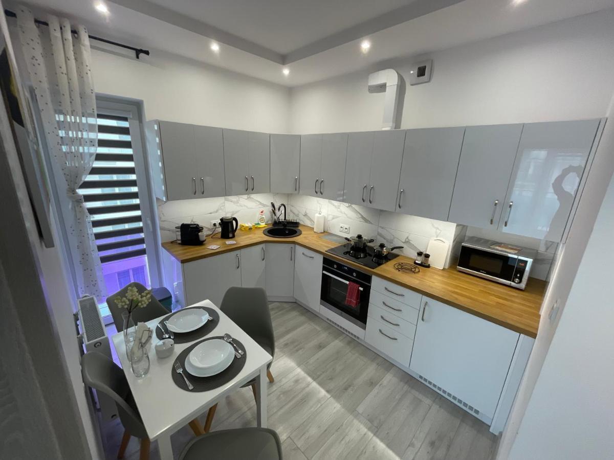 Apartament Nowoczesny Komfortowy Kustronia Z Garazem Balkonem Wanna Бельско-Бяла Экстерьер фото